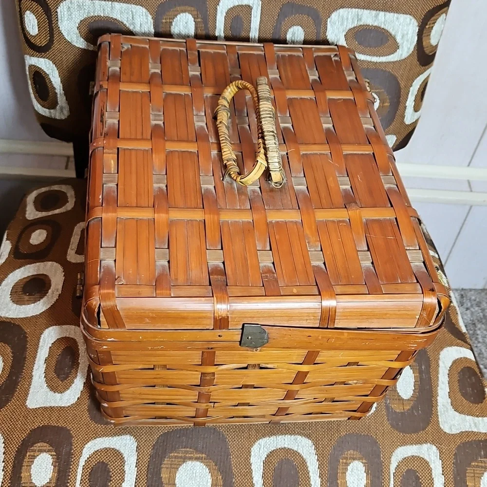Antique Bamboo Slat Fishing Basket Japanese Late 1800's?  Vintage